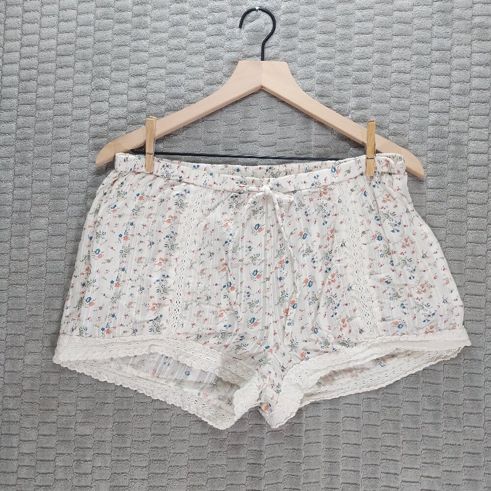 The Prairie Rachel Ashwell Cotton Lace Floral Shorts-Boho-Sz L